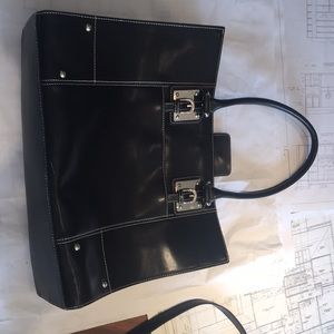 Hand bag - tote